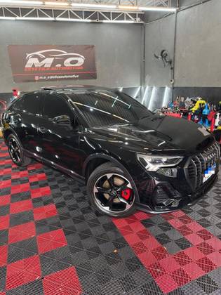 AUDI Q3 2.0 40 TFSI GASOLINA SPORTBACK PERFORMANCE BLACK QUATTRO TIPTRONIC